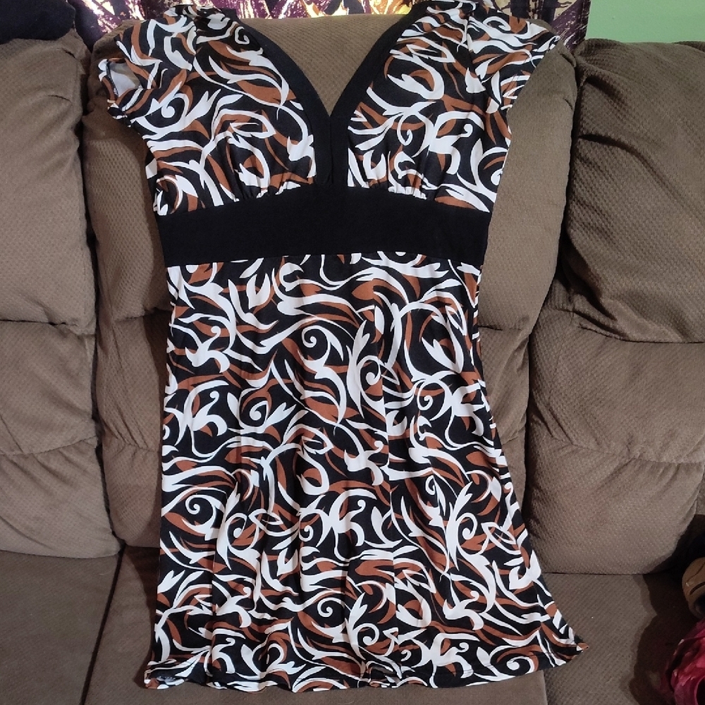 Stylish Black and Brown Swirl Dress